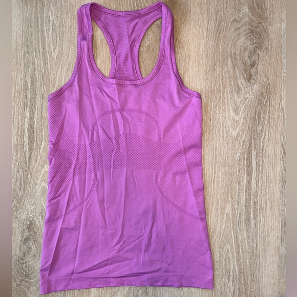 lululemon Tops - Lululemon swiftly tech tank top size 6